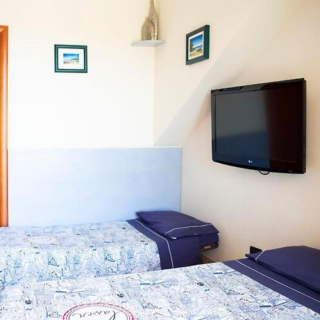Il Fenicottero Hotel กวาร์ตู ซานเตเลนา ภายนอก รูปภาพ