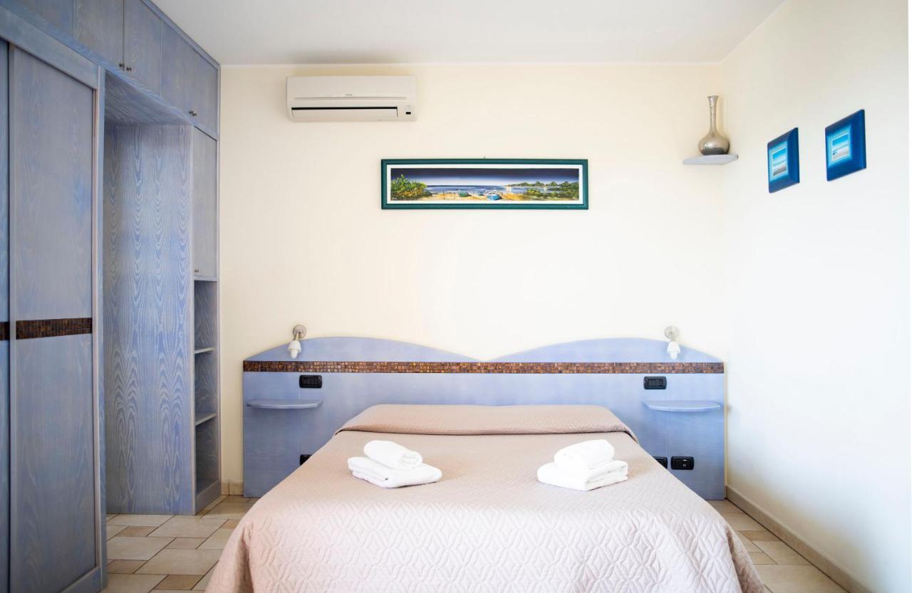 Il Fenicottero Hotel กวาร์ตู ซานเตเลนา ภายนอก รูปภาพ
